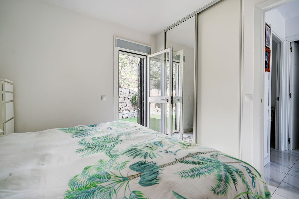 2 Bed Townhouse for sale in Calahonda Costa Del Sol, Málaga, Spain