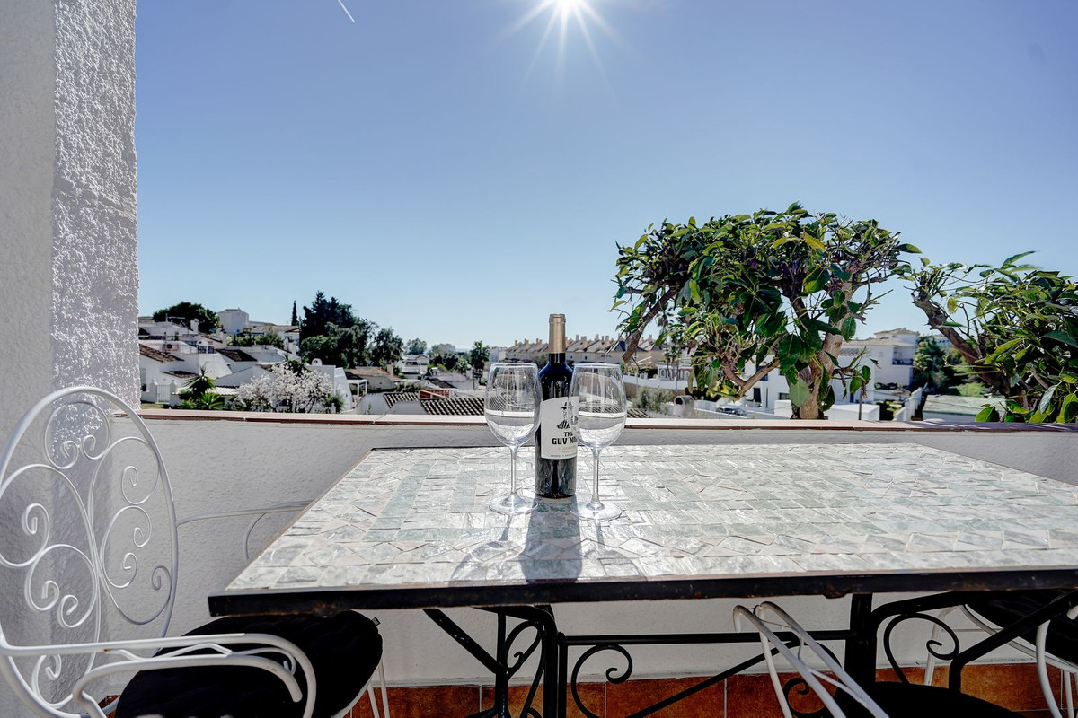 2 Bed Townhouse for sale in Calahonda Costa Del Sol, Málaga, Spain