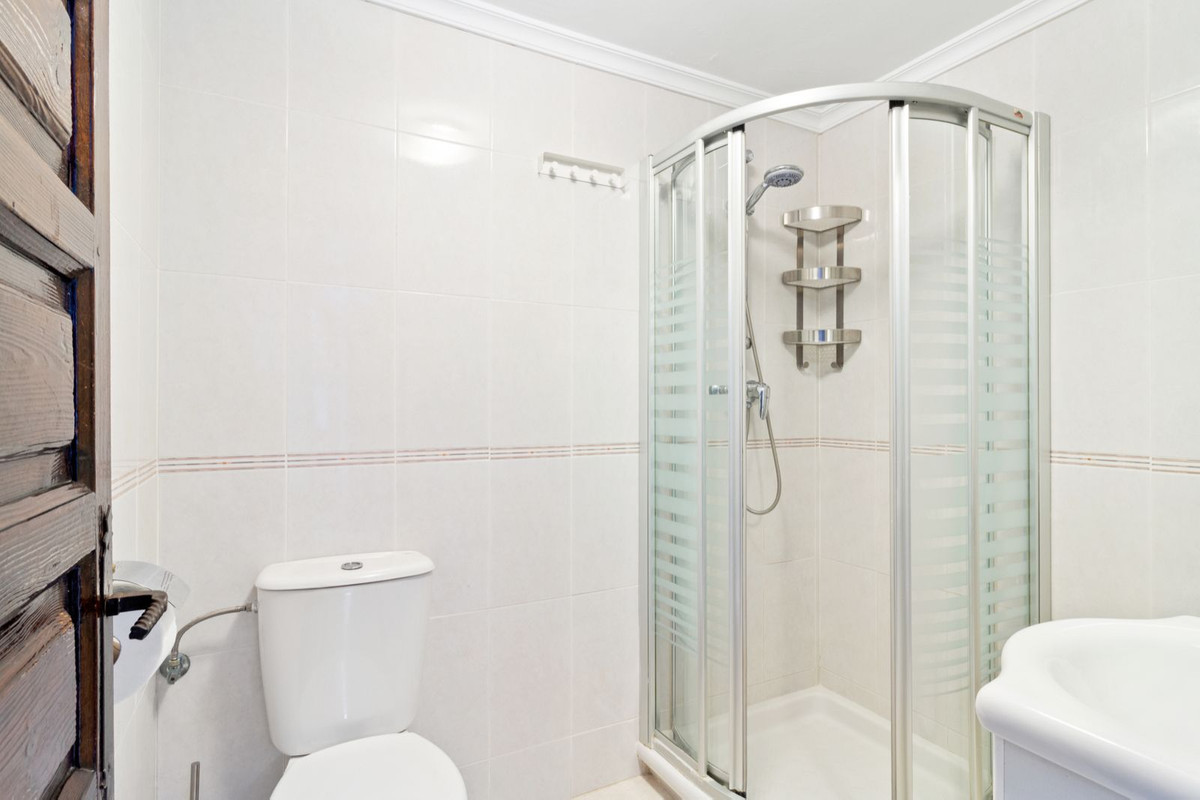 Se vende Apartamento Planta Media de 1 dormitorios en Costa Del Sol, Málaga, España