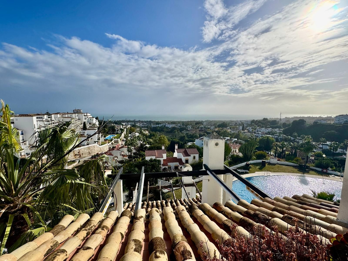 Se vende Apartamento Planta Media de 2 dormitorios en Costa Del Sol, Málaga, España