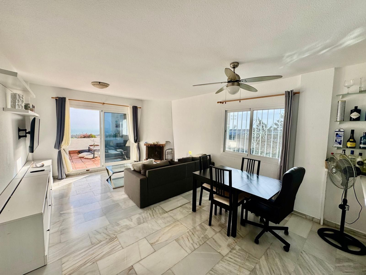 Se vende Apartamento Planta Media de 2 dormitorios en Costa Del Sol, Málaga, España