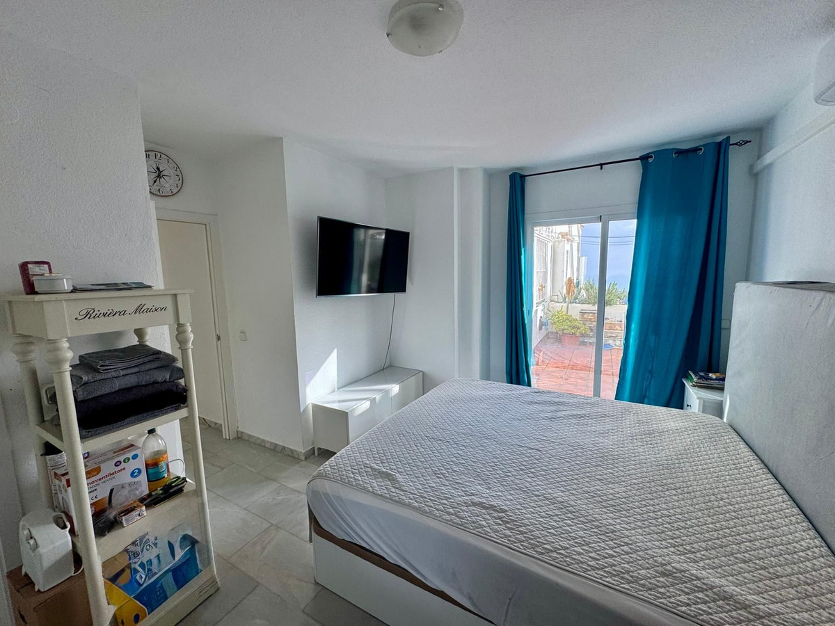 Se vende Apartamento Planta Media de 2 dormitorios en Costa Del Sol, Málaga, España