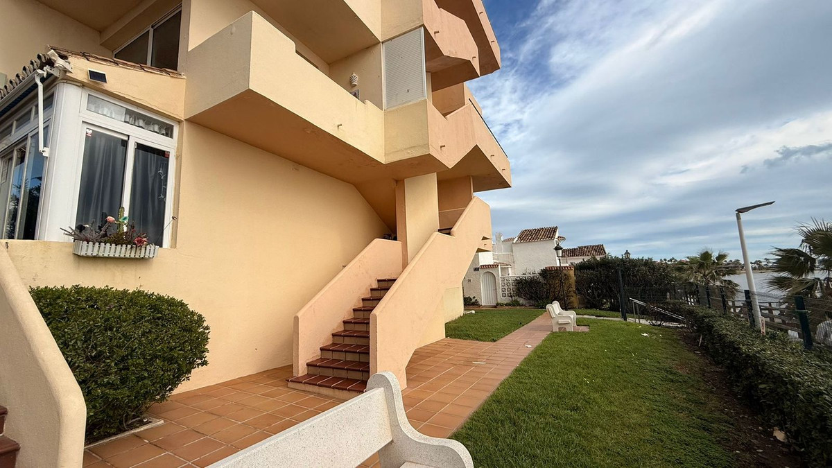 Se vende Apartamento Planta Baja de 1 dormitorios en Costa Del Sol, Málaga, España