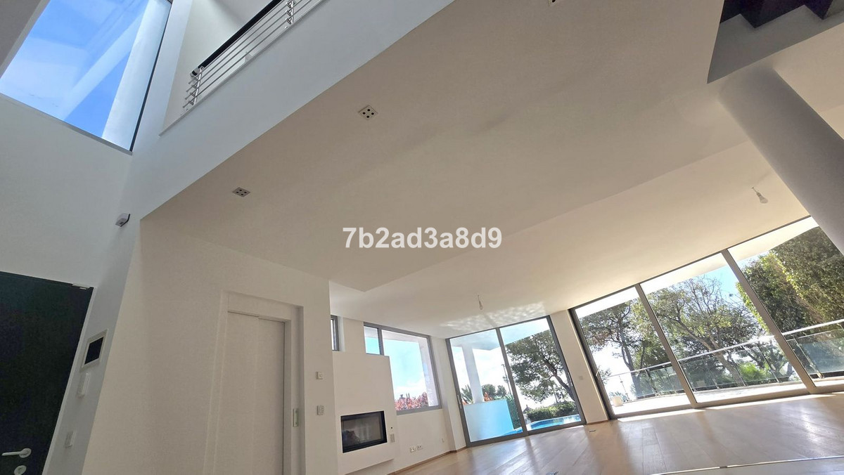 Se vende Pareada de 5 dormitorios en Costa Del Sol, Málaga, España