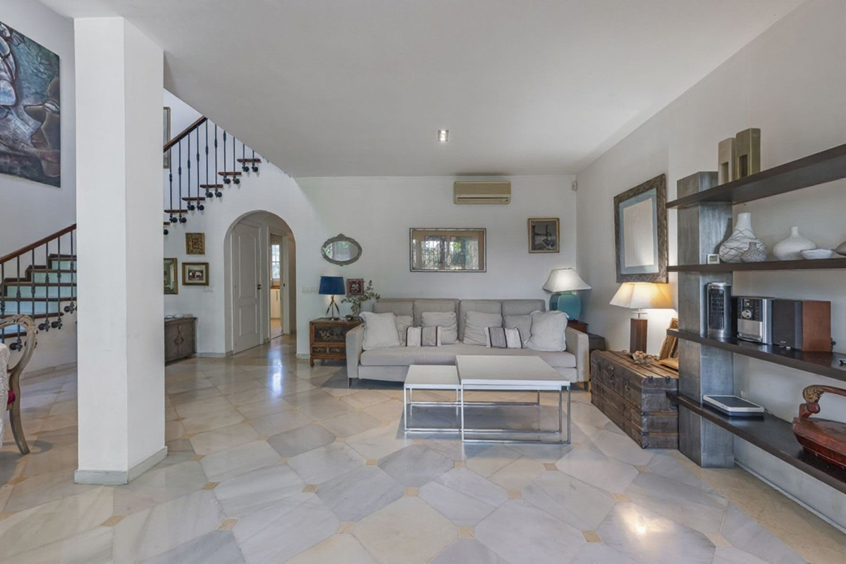 3 Bed Townhouse for sale in Guadalmina Alta Costa Del Sol, Málaga, Spain