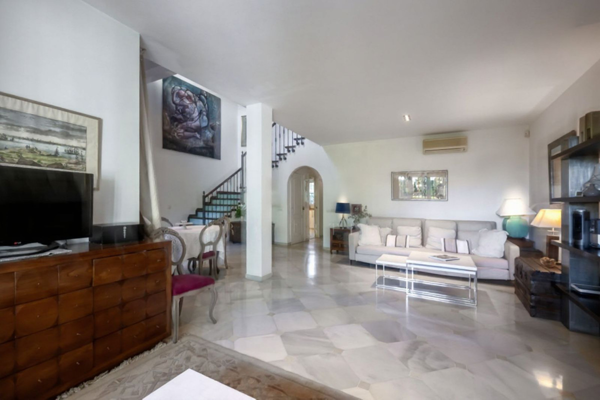 3 Bed Townhouse for sale in Guadalmina Alta Costa Del Sol, Málaga, Spain