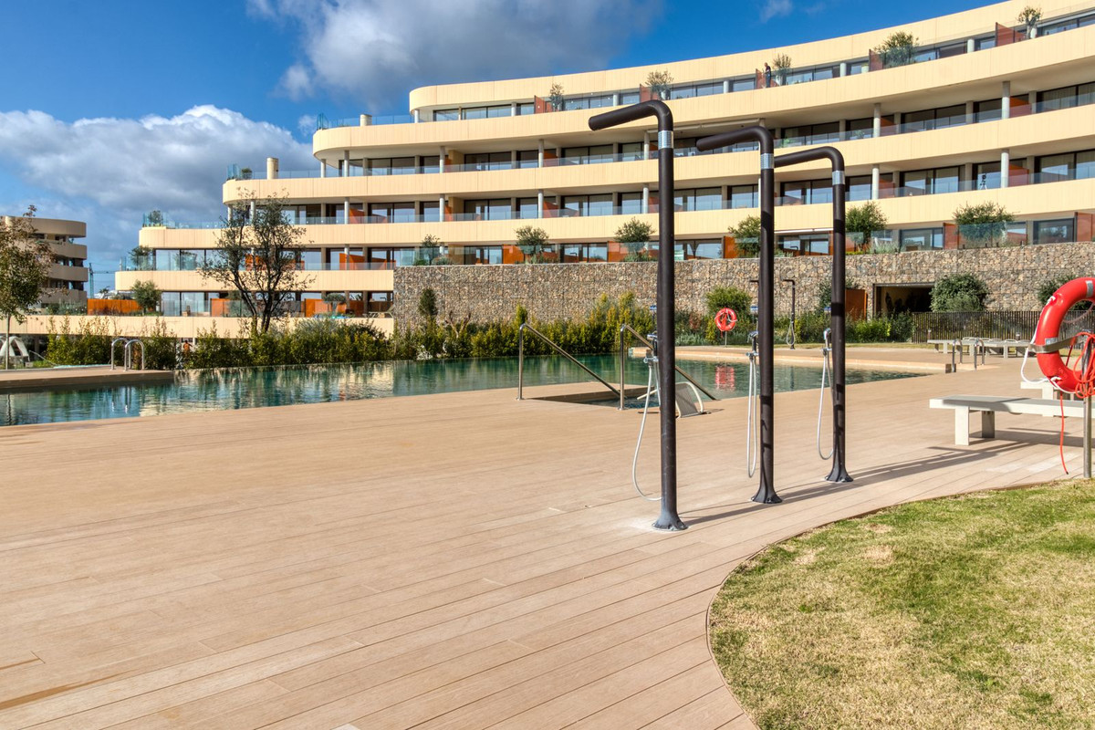 2 Bed Apartment for sale in Fuengirola Costa Del Sol, Málaga, Spain