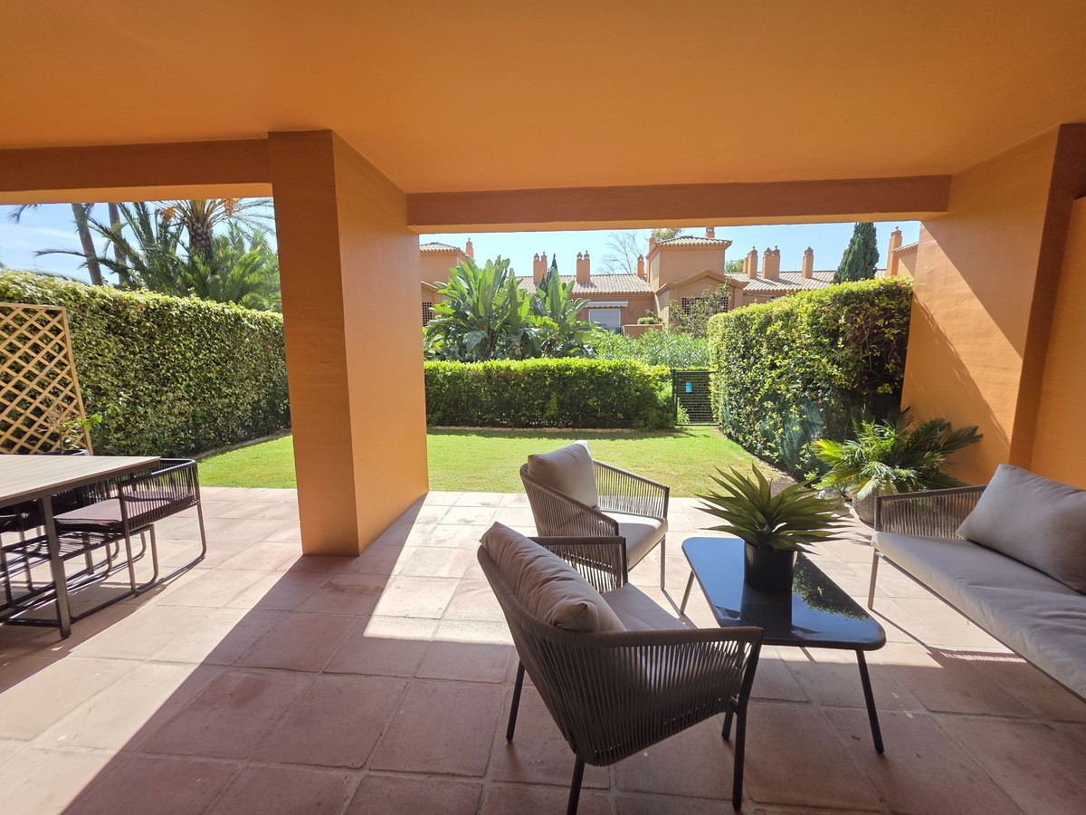 3 Bed Apartment for sale in Estepona Costa Del Sol, Málaga, Spain