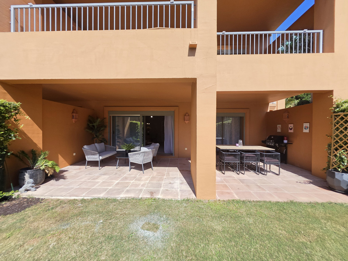 3 Bed Apartment for sale in Estepona Costa Del Sol, Málaga, Spain