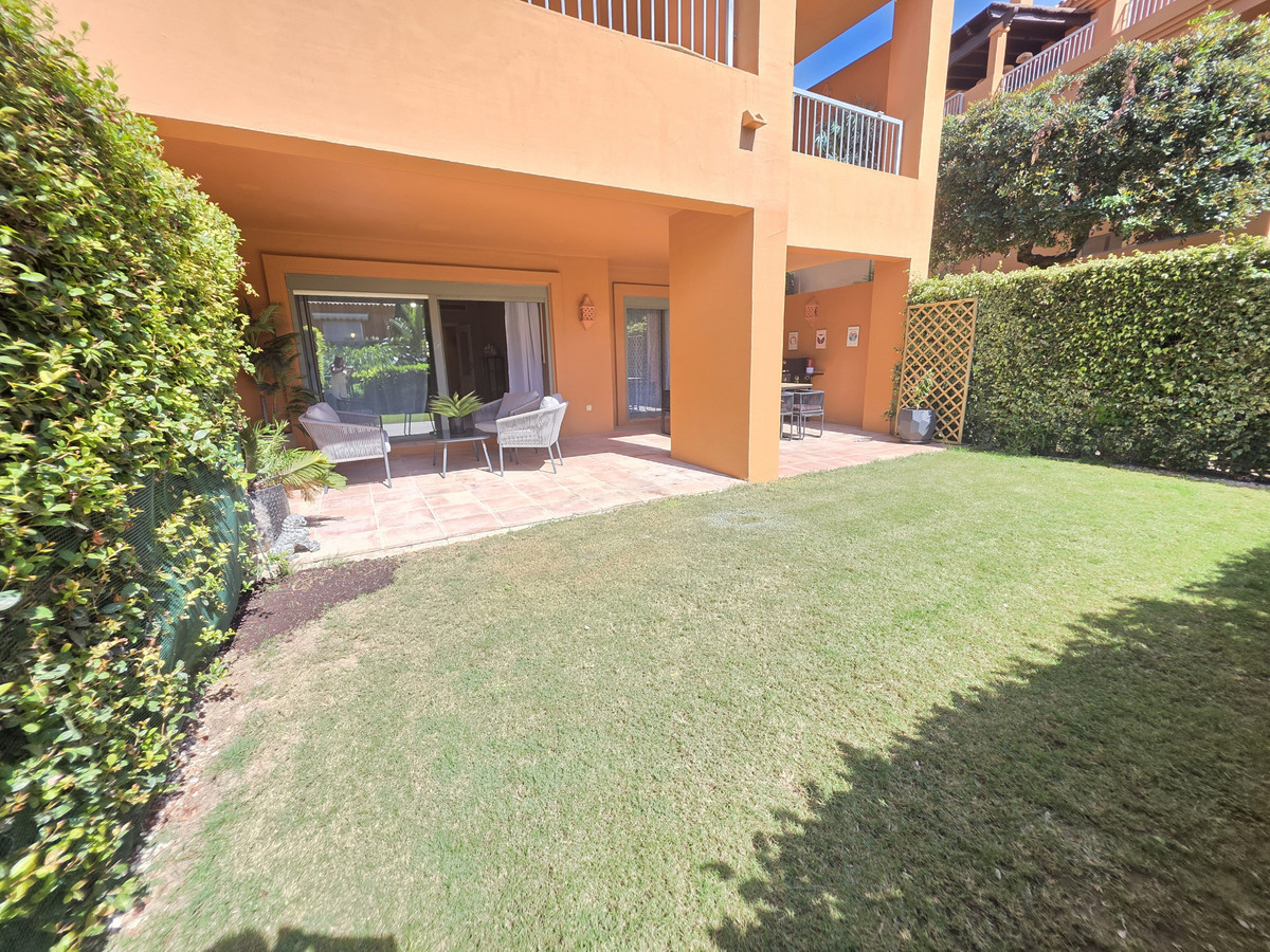 3 Bed Apartment for sale in Estepona Costa Del Sol, Málaga, Spain