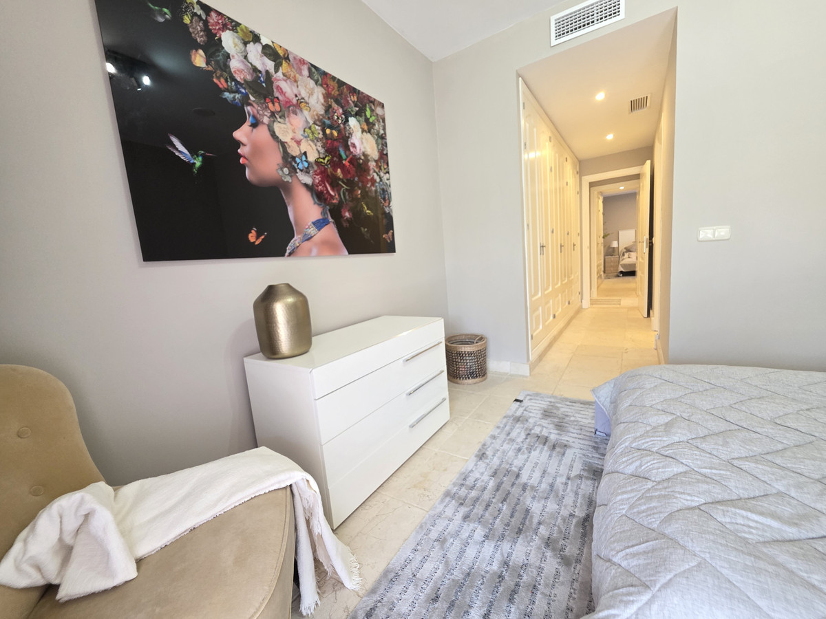 3 Bed Apartment for sale in Estepona Costa Del Sol, Málaga, Spain