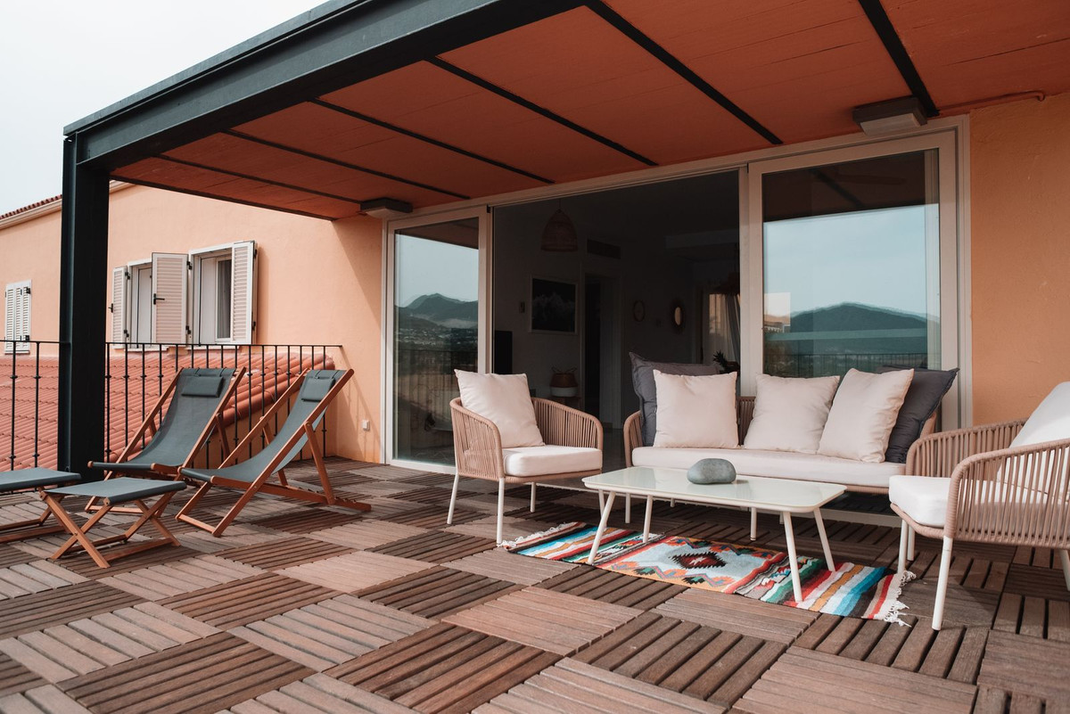 2 Bed Apartment for sale in Alhaurín De La Torre Costa Del Sol, Málaga, Spain