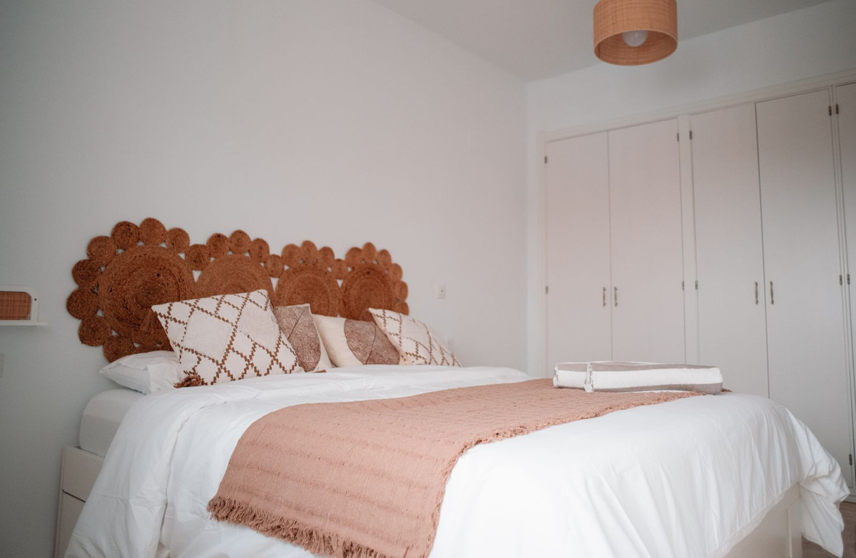 2 Bed Apartment for sale in Alhaurín De La Torre Costa Del Sol, Málaga, Spain