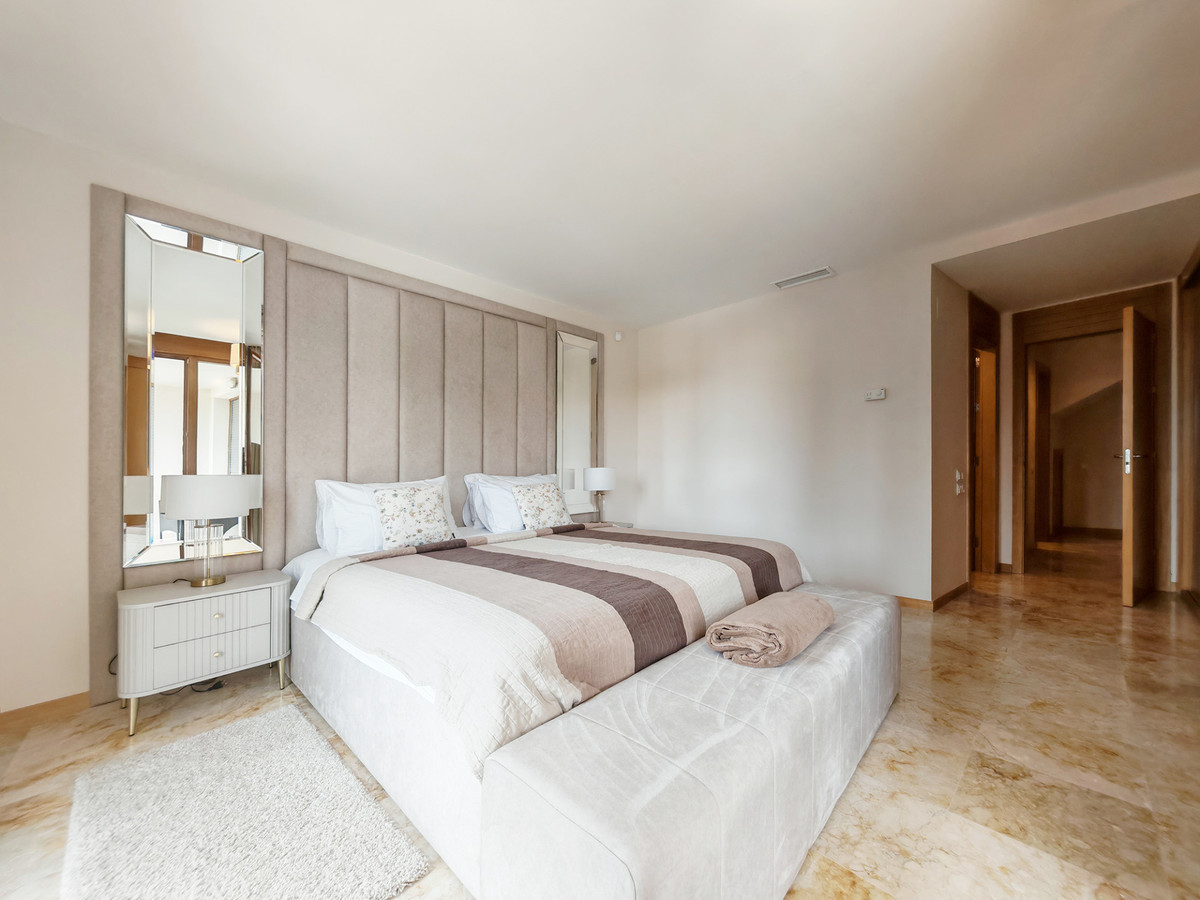 2 Bed Apartment for sale in Marbella Costa Del Sol, Málaga, Spain