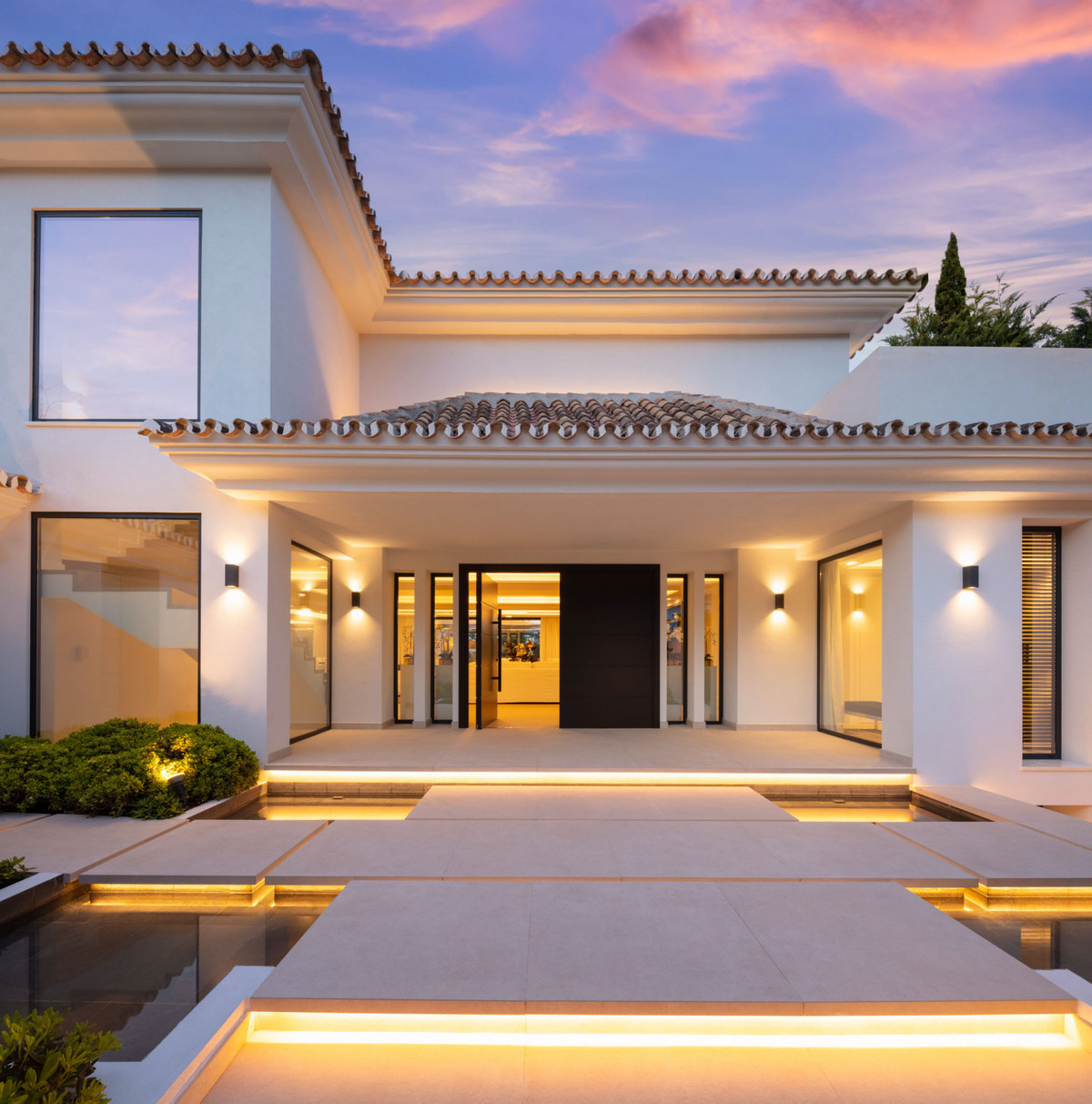 Se vende Villa - Chalet de 5 dormitorios en Costa Del Sol, Málaga, España
