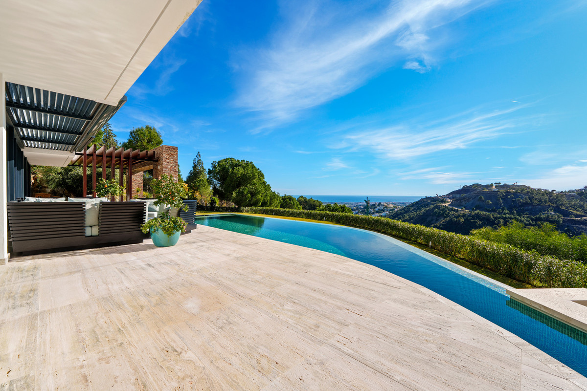 Se vende Villa - Chalet de 5 dormitorios en Costa Del Sol, Málaga, España