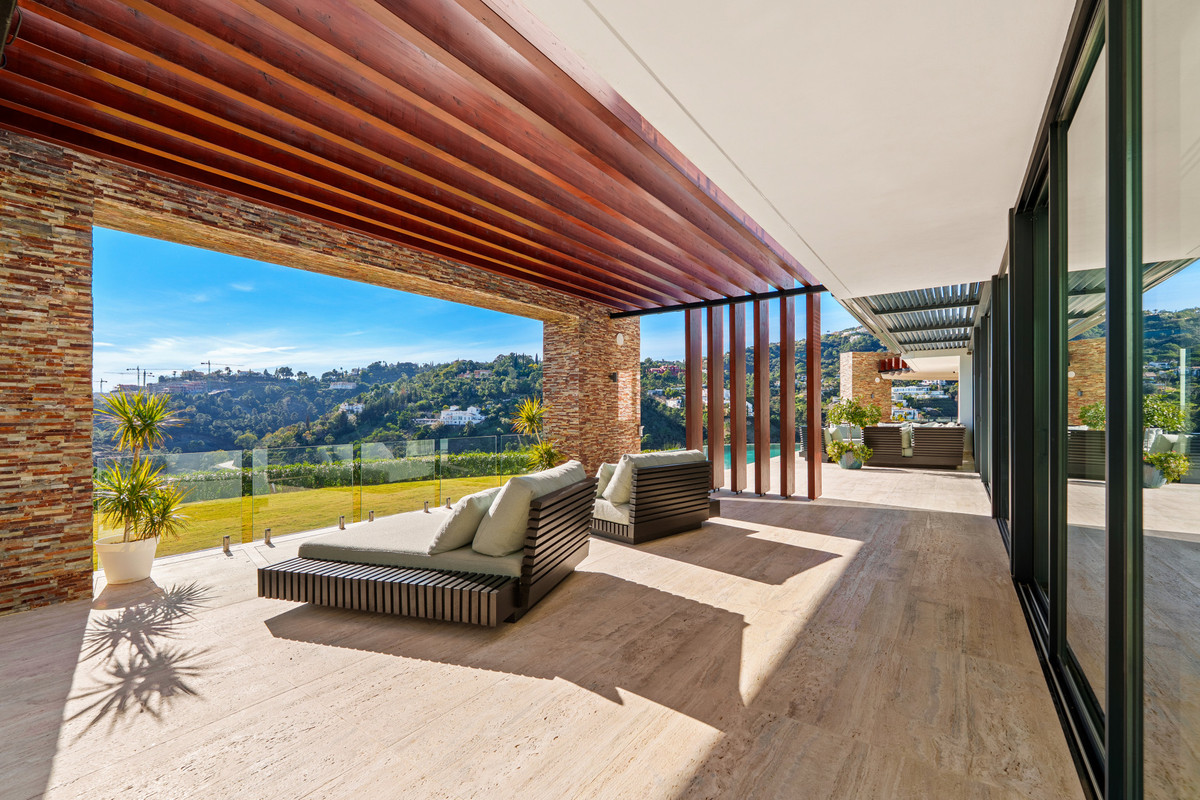 Se vende Villa - Chalet de 5 dormitorios en Costa Del Sol, Málaga, España