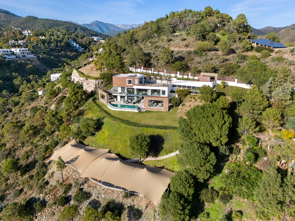 Se vende Villa - Chalet de 5 dormitorios en Costa Del Sol, Málaga, España