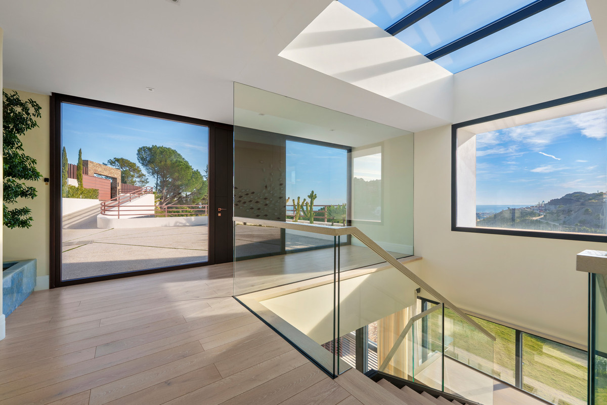 Se vende Villa - Chalet de 5 dormitorios en Costa Del Sol, Málaga, España