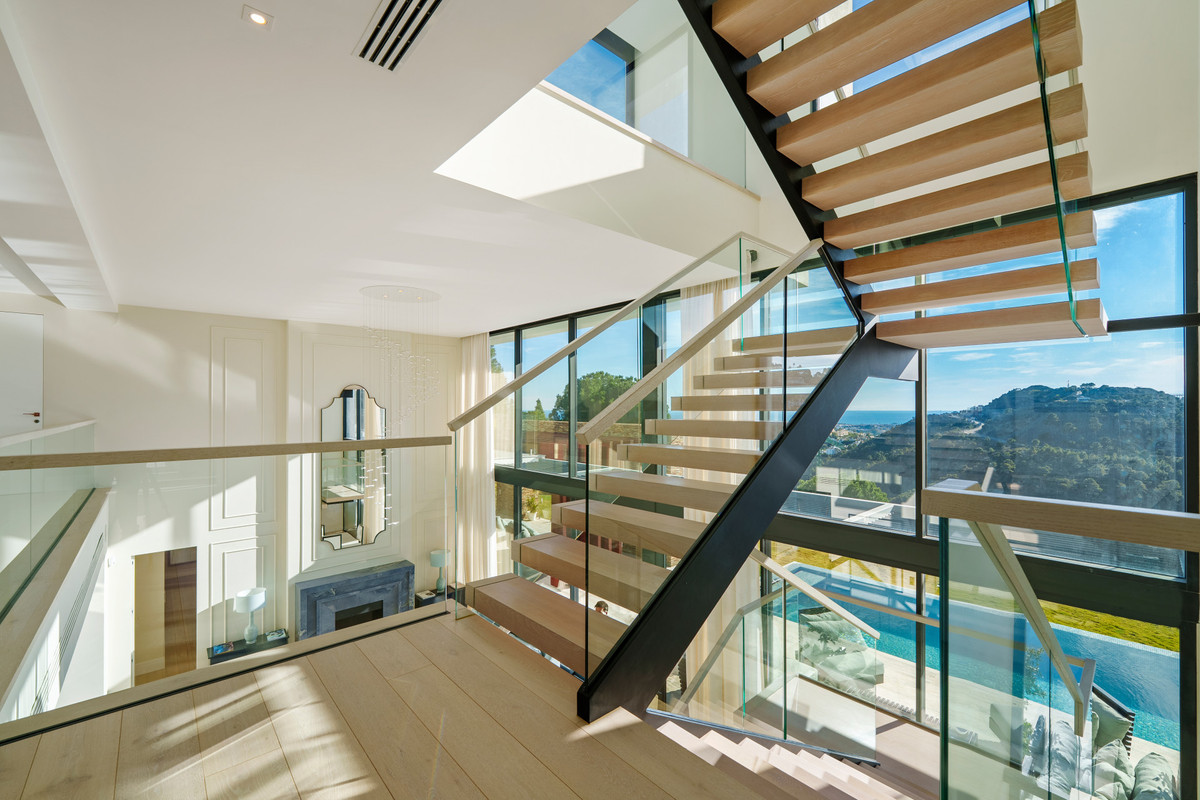 Se vende Villa - Chalet de 5 dormitorios en Costa Del Sol, Málaga, España
