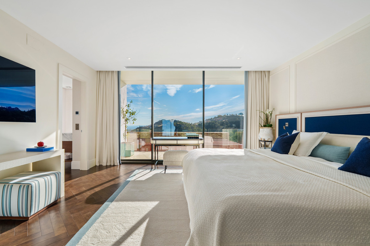 Se vende Villa - Chalet de 5 dormitorios en Costa Del Sol, Málaga, España
