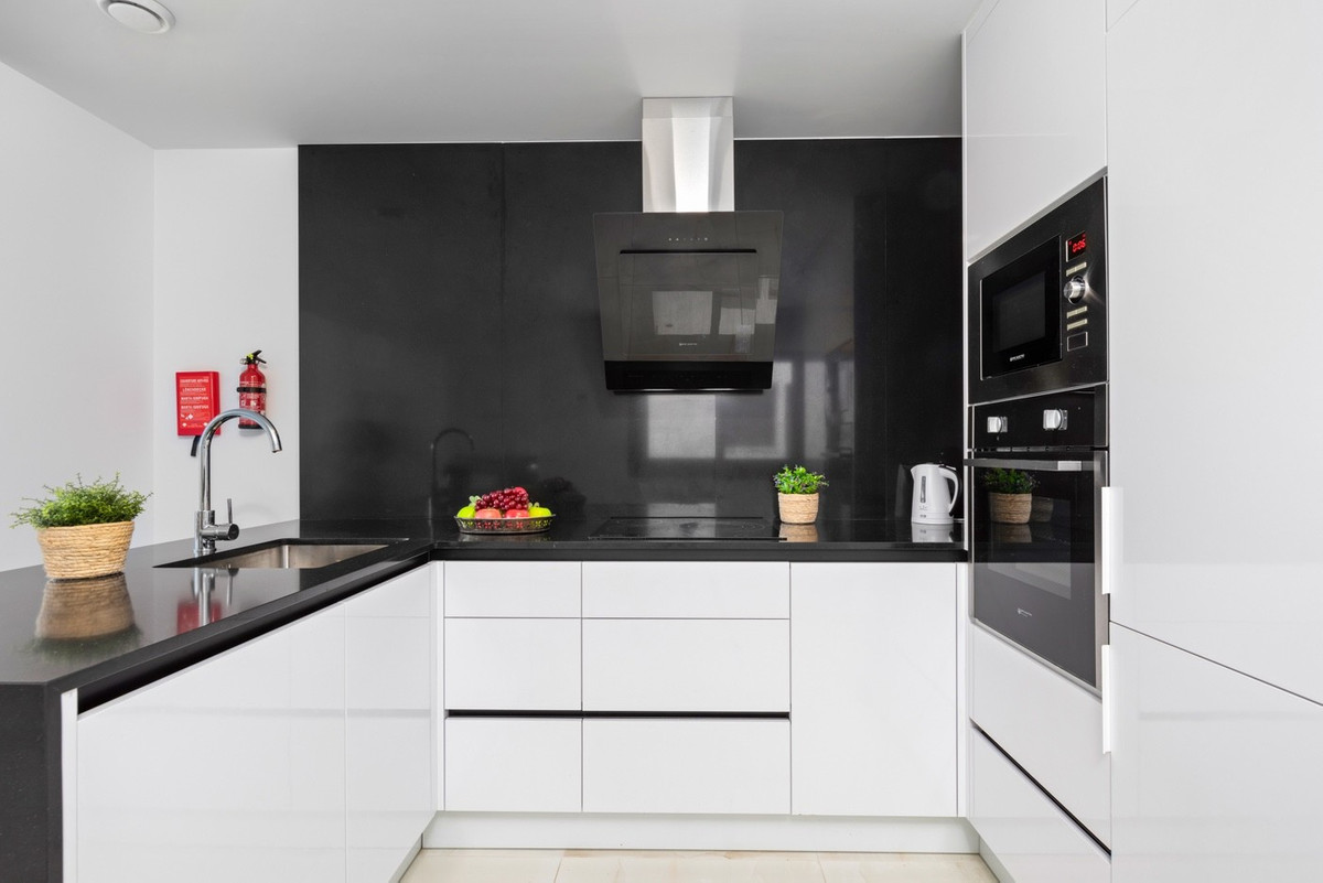 2 Bed Apartment for sale in Los Altos Costa Blanca, Alicante, Spain