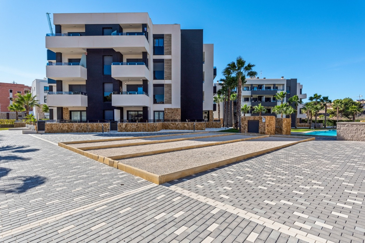 2 Bed Apartment for sale in Los Altos Costa Blanca, Alicante, Spain