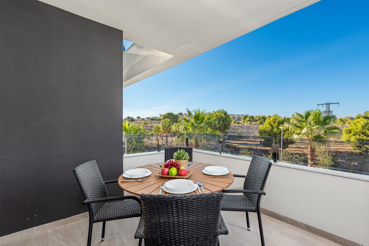 2 Bed Apartment for sale in Los Altos Costa Blanca, Alicante, Spain