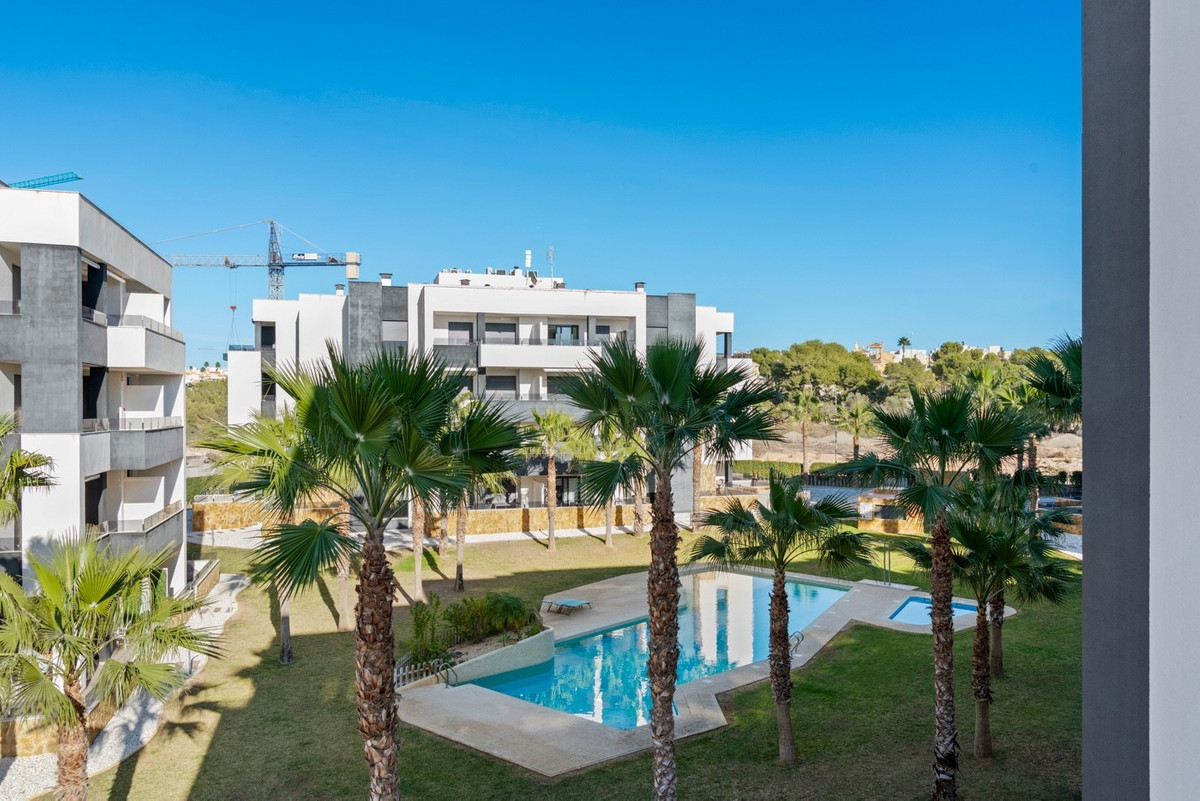 2 Bed Apartment for sale in Los Altos Costa Blanca, Alicante, Spain