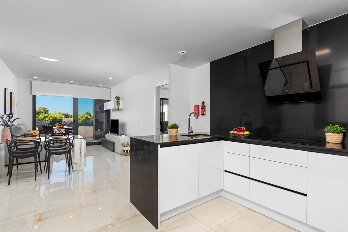 2 Bed Apartment for sale in Los Altos Costa Blanca, Alicante, Spain