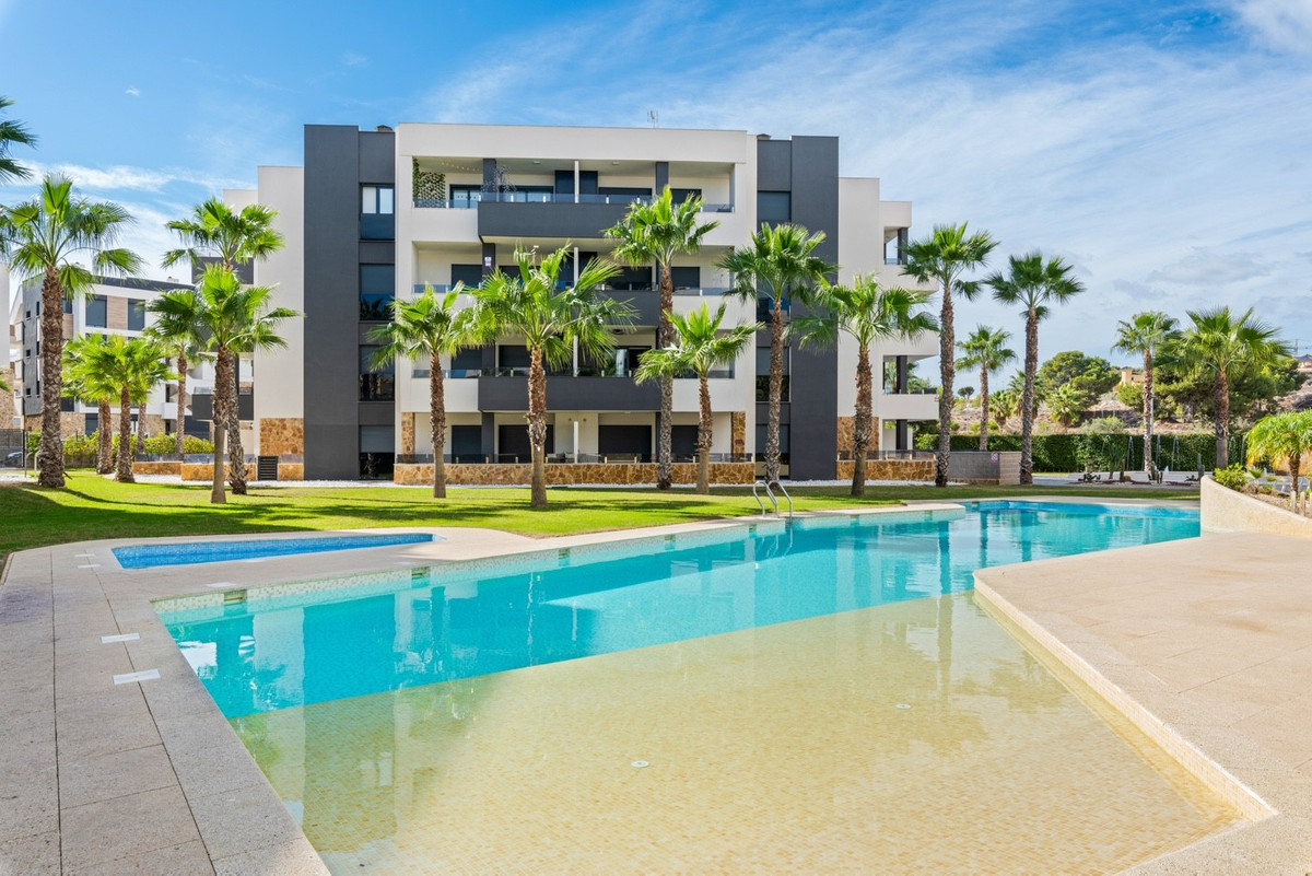 2 Bed Apartment for sale in Los Altos Costa Blanca, Alicante, Spain