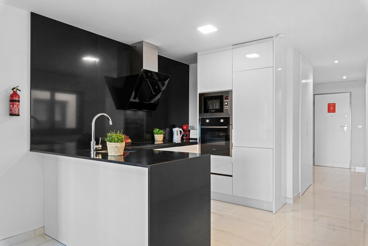 2 Bed Apartment for sale in Los Altos Costa Blanca, Alicante, Spain