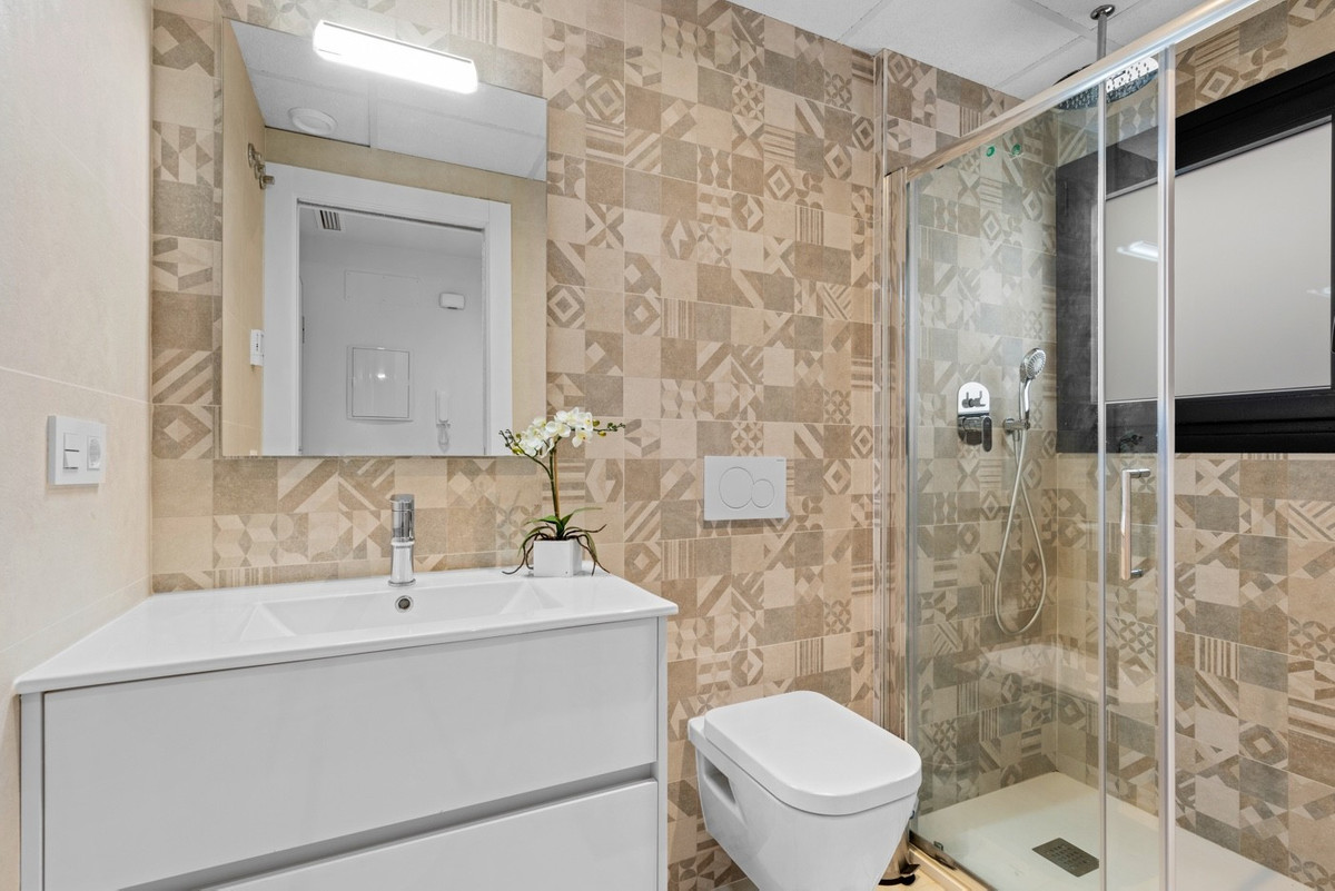 2 Bed Apartment for sale in Los Altos Costa Blanca, Alicante, Spain