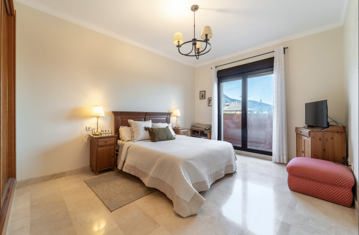 4 Bed Townhouse for sale in Estepona Costa Del Sol, Málaga, Spain