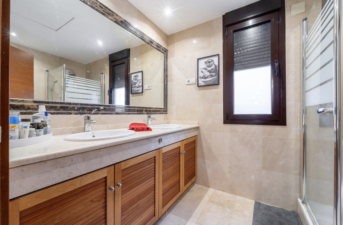 4 Bed Townhouse for sale in Estepona Costa Del Sol, Málaga, Spain