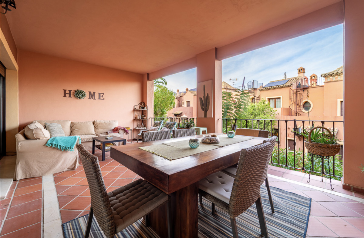 4 Bed Townhouse for sale in Estepona Costa Del Sol, Málaga, Spain