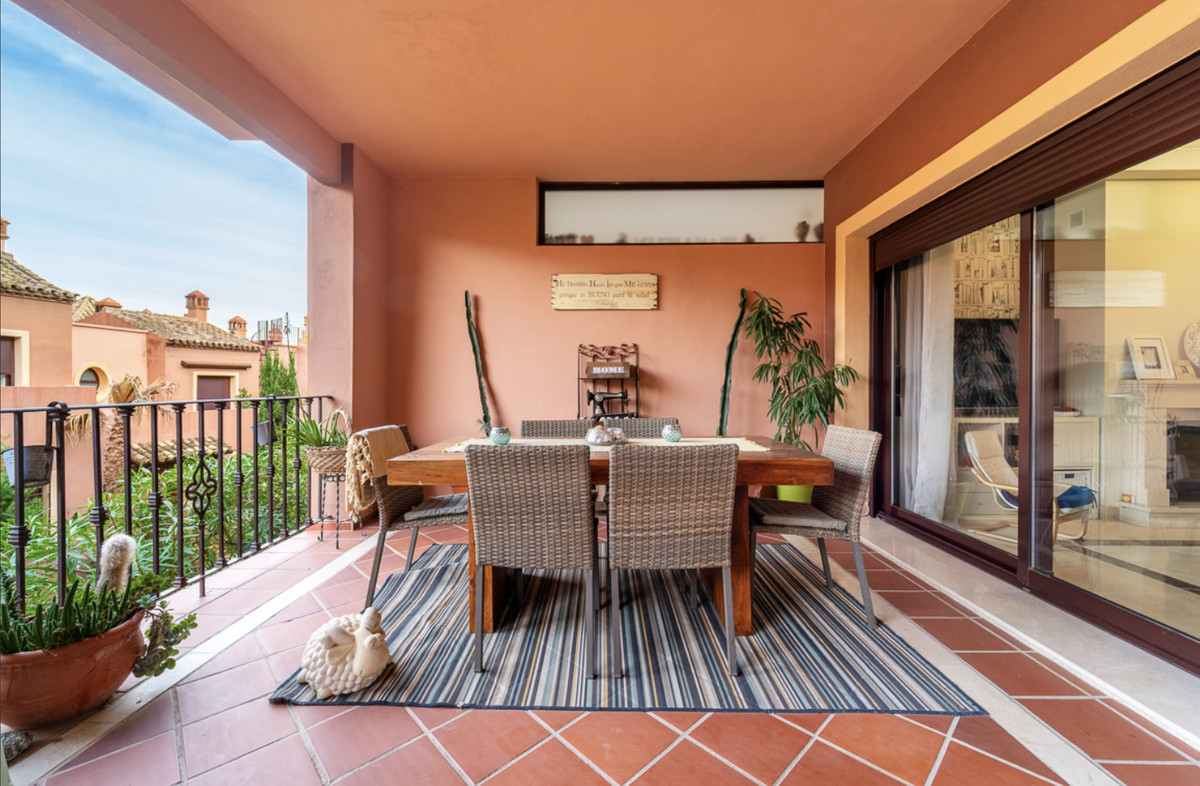 4 Bed Townhouse for sale in Estepona Costa Del Sol, Málaga, Spain