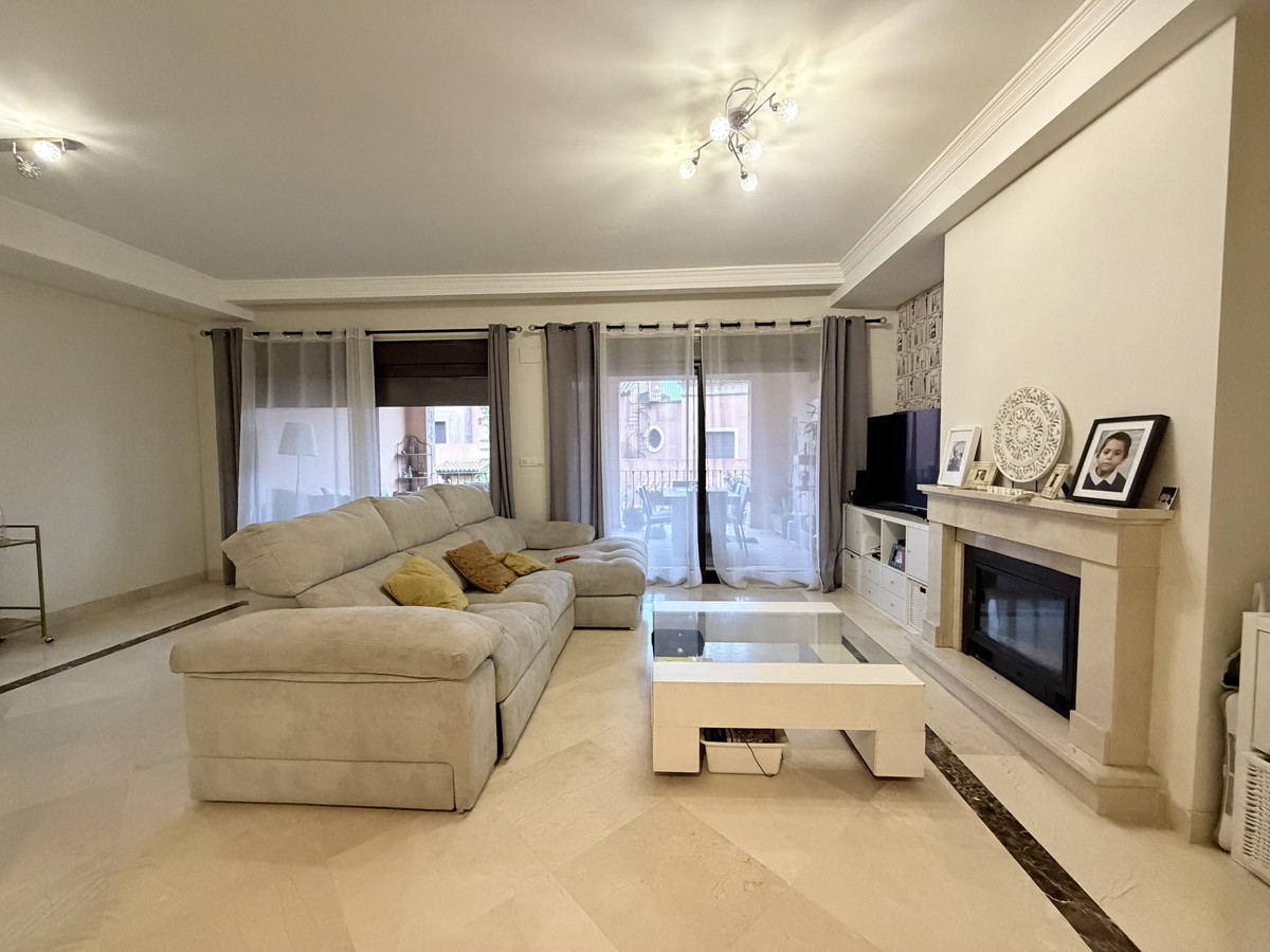 4 Bed Townhouse for sale in Estepona Costa Del Sol, Málaga, Spain