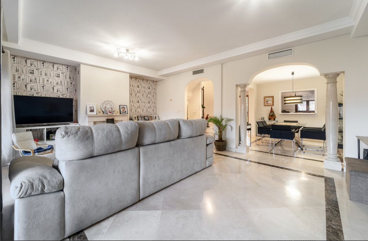 4 Bed Townhouse for sale in Estepona Costa Del Sol, Málaga, Spain