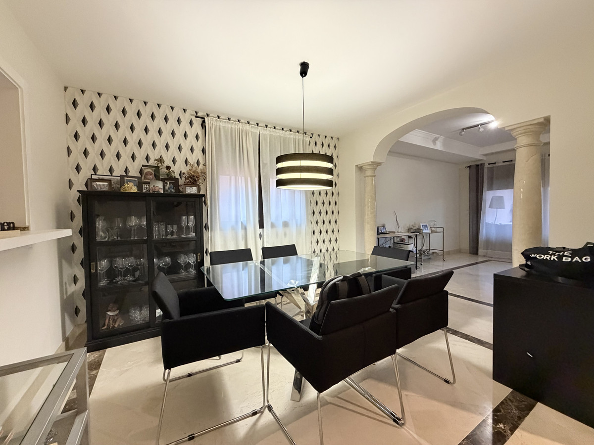 4 Bed Townhouse for sale in Estepona Costa Del Sol, Málaga, Spain