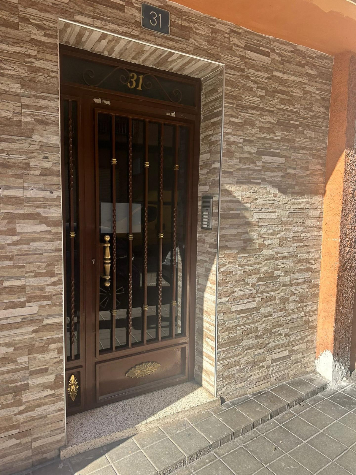 Se vende Apartamento Planta Media de 3 dormitorios en Costa Blanca, Alicante, España