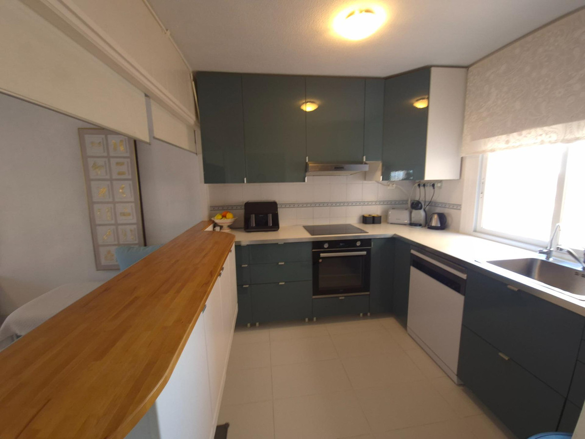3 Bed Apartment for sale in Torrevieja Costa Blanca, Alicante, Spain