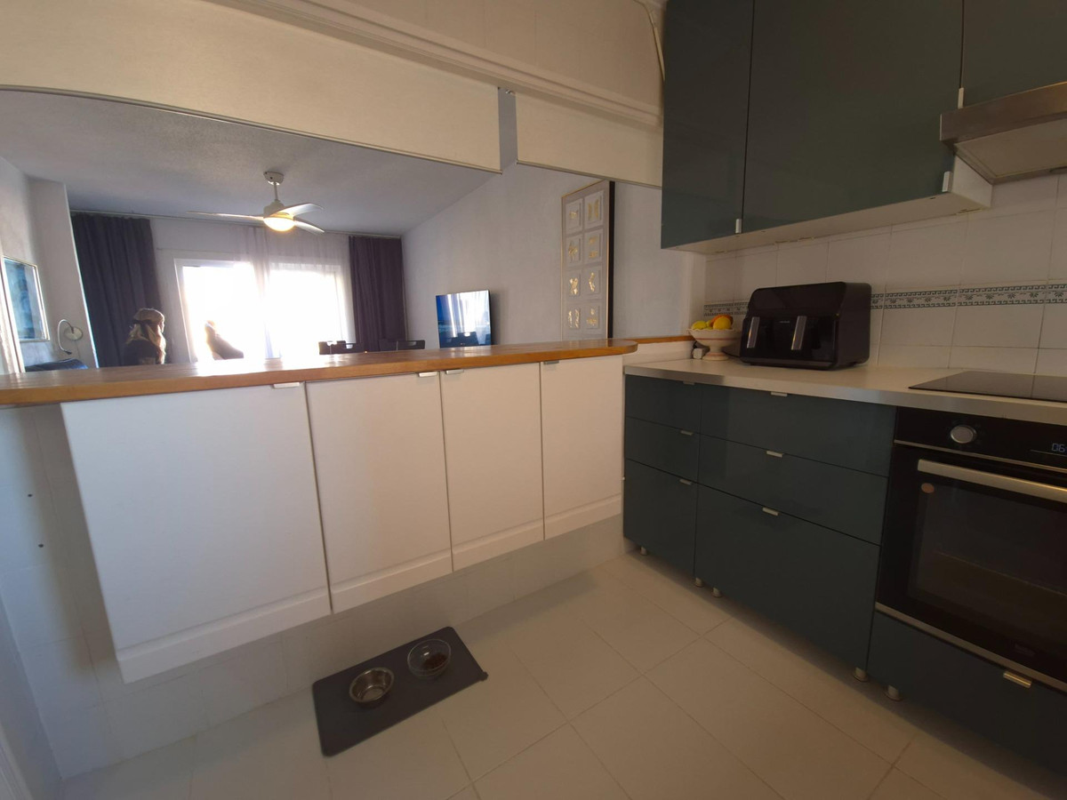3 Bed Apartment for sale in Torrevieja Costa Blanca, Alicante, Spain