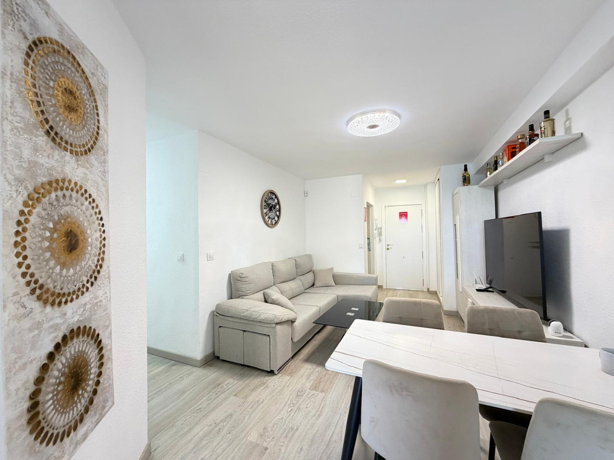 Se vende Apartamento Planta Media de 3 dormitorios en Costa Blanca, Alicante, España