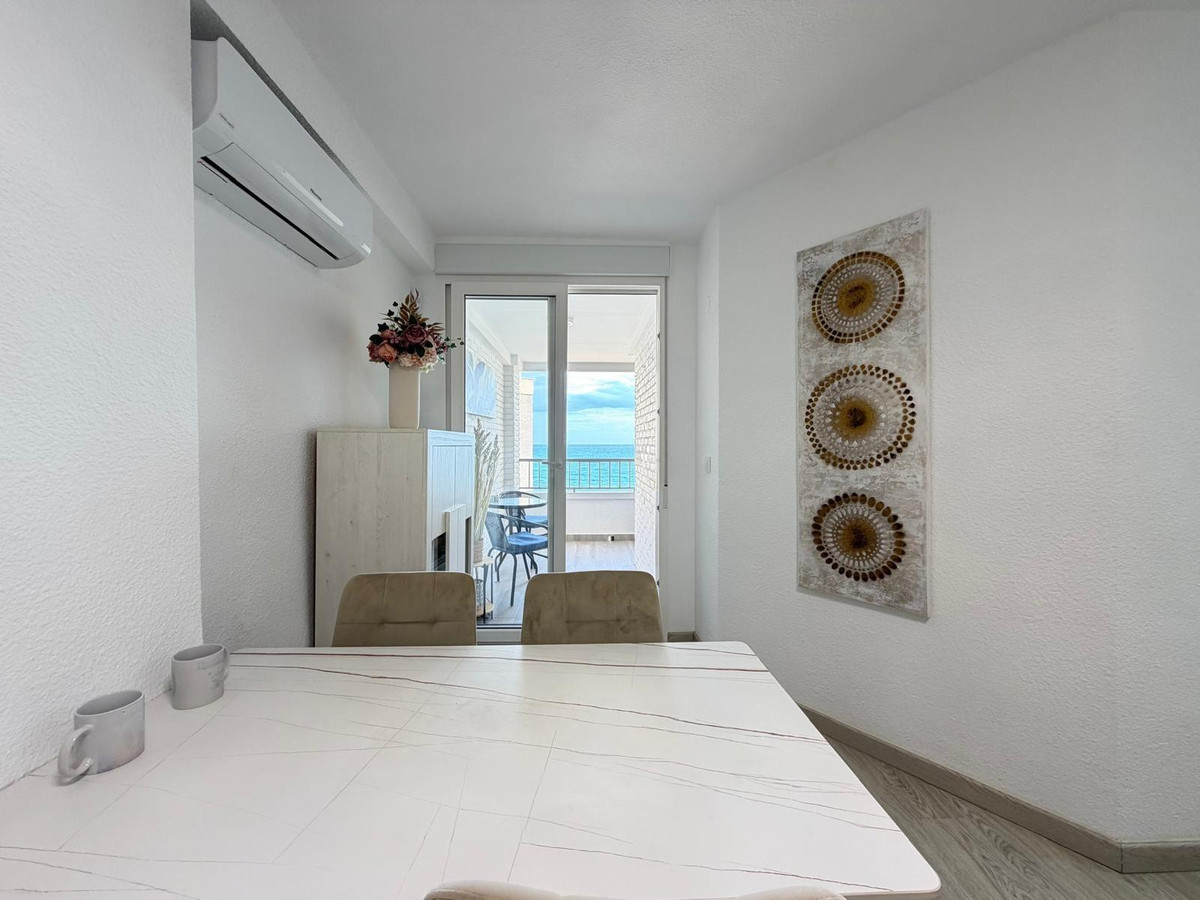 Se vende Apartamento Planta Media de 3 dormitorios en Costa Blanca, Alicante, España