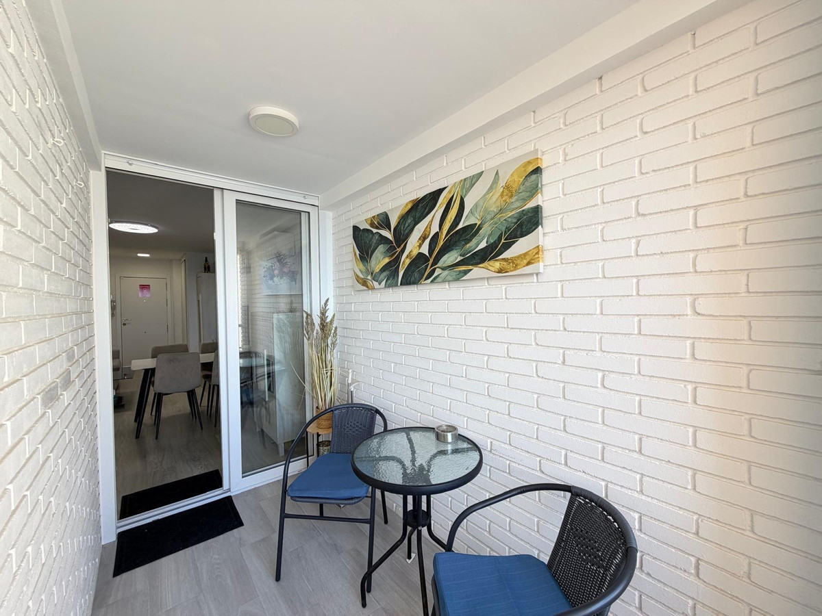 Se vende Apartamento Planta Media de 3 dormitorios en Costa Blanca, Alicante, España
