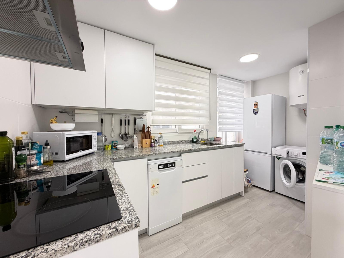 Se vende Apartamento Planta Media de 3 dormitorios en Costa Blanca, Alicante, España