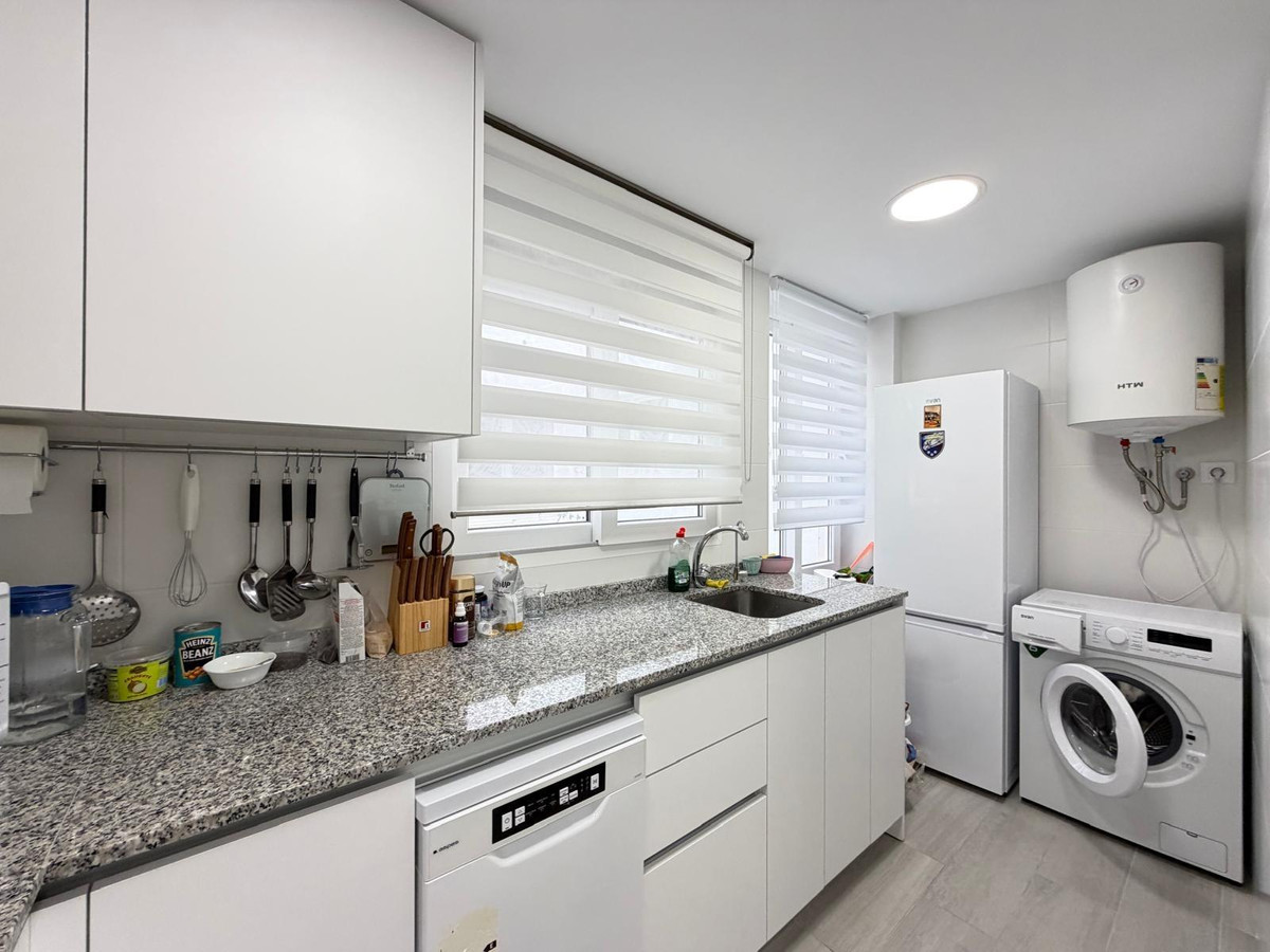 Se vende Apartamento Planta Media de 3 dormitorios en Costa Blanca, Alicante, España