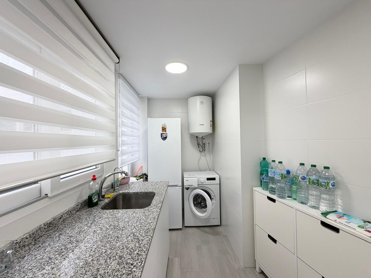 Se vende Apartamento Planta Media de 3 dormitorios en Costa Blanca, Alicante, España