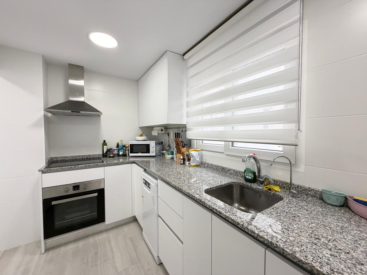 Se vende Apartamento Planta Media de 3 dormitorios en Costa Blanca, Alicante, España